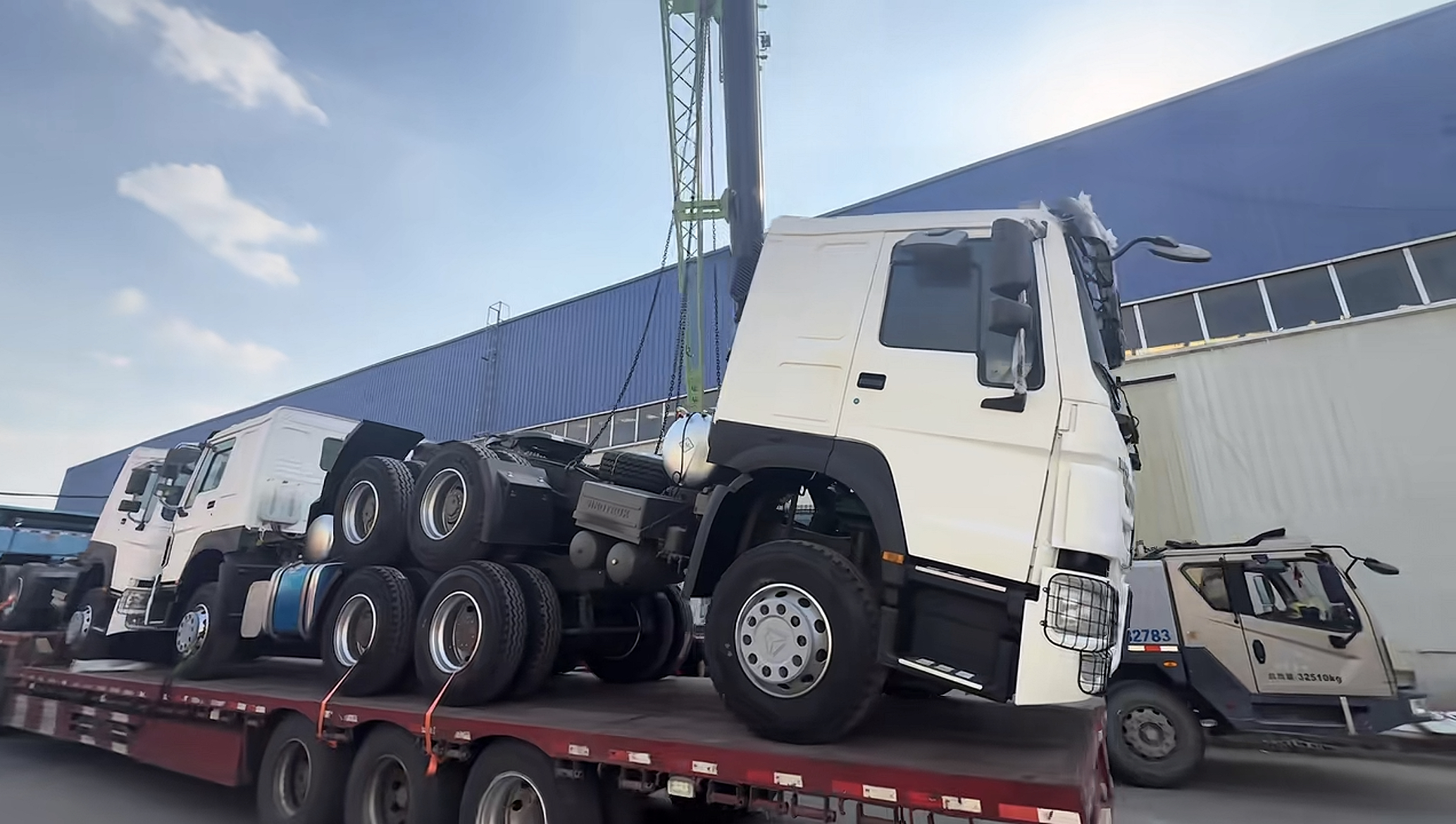 Used 6x4 tractor trucks prepared for Saudi Arabia logistics transport