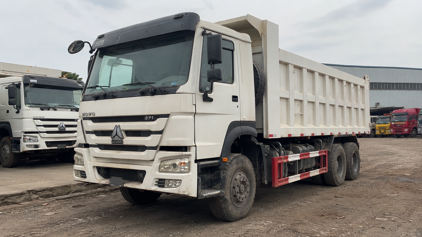 Used HOWO dump truck prepared for overseas sale