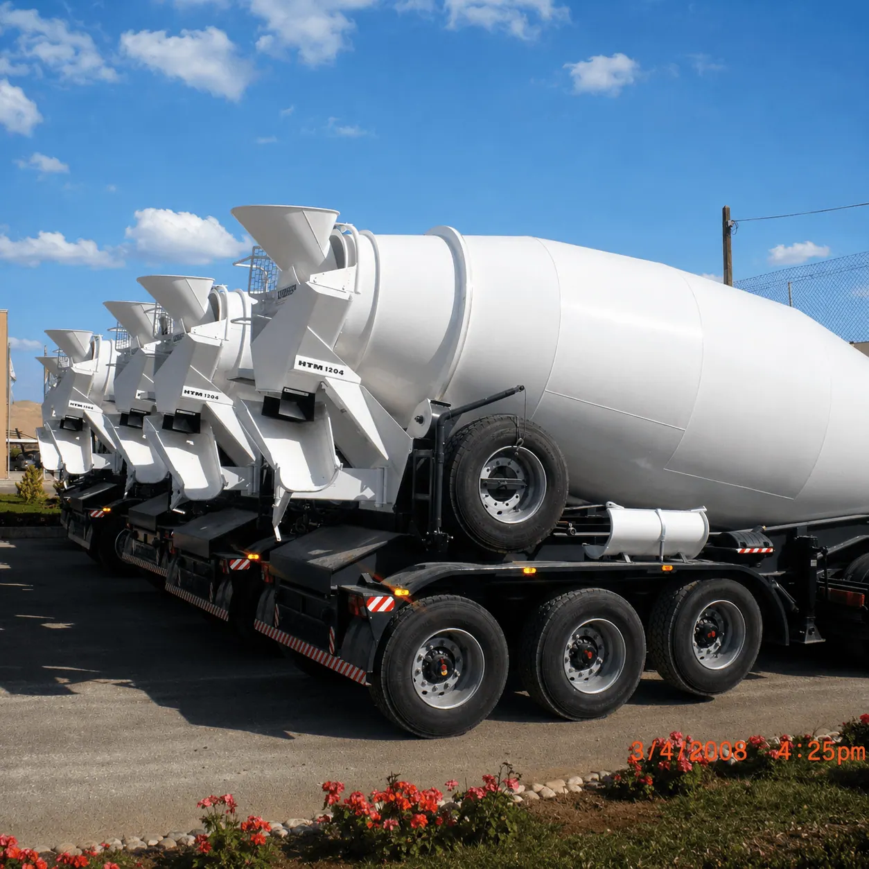 Concrete Mixer Semi-Trailer detail photo