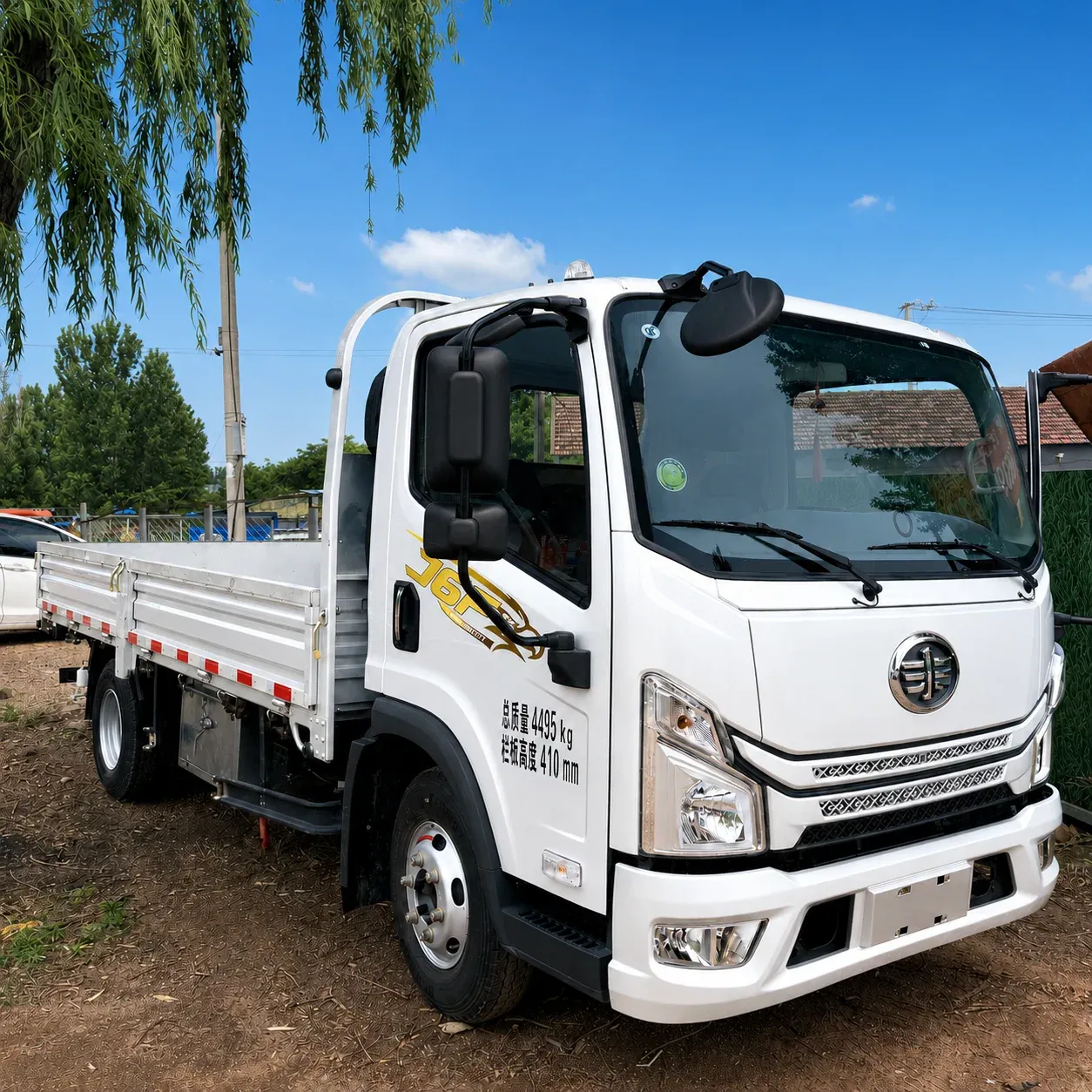 FAW Jiefang J6F 4×2 Dropside Cargo Truck 110 / 120 / 130HP Available product display