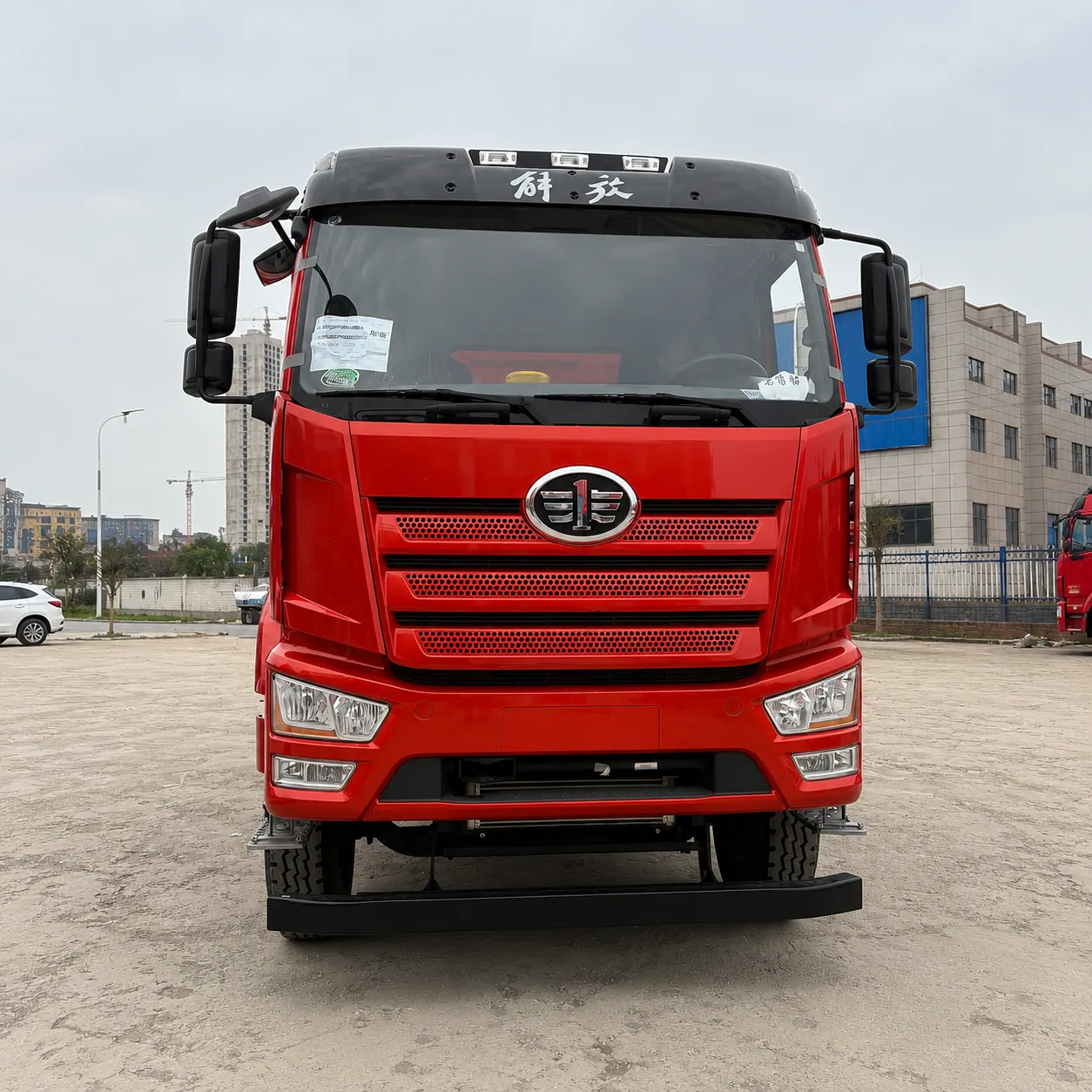 FAW Jiefang J6L / J6M 4×2 Dump Truck 160 / 180 / 220 / 240 / 260HP Available product display