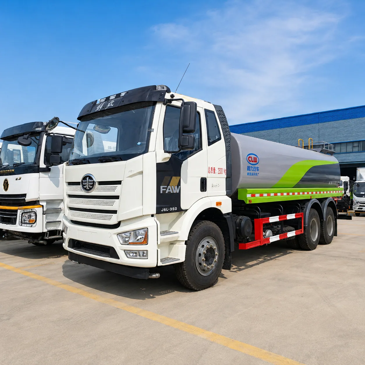 FAW Jiefang J6L Water Tanker Truck 180 / 220 / 240 / 260HP 10 / 12 / 15 / 18CBM Available – Water Sprinkler Optional photo 1