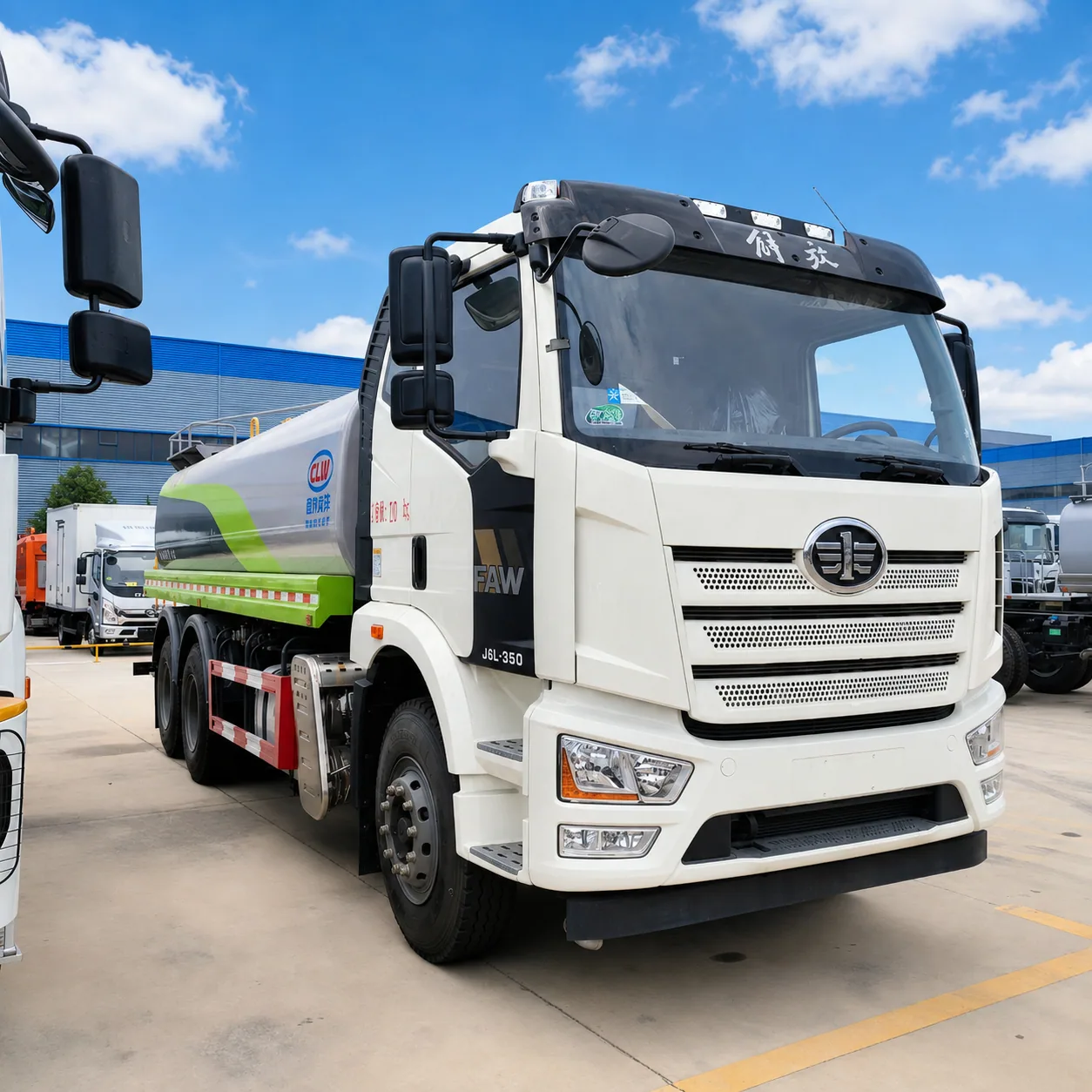 FAW Jiefang J6L Water Tanker Truck 180 / 220 / 240 / 260HP 10 / 12 / 15 / 18CBM Available – Water Sprinkler Optional product display