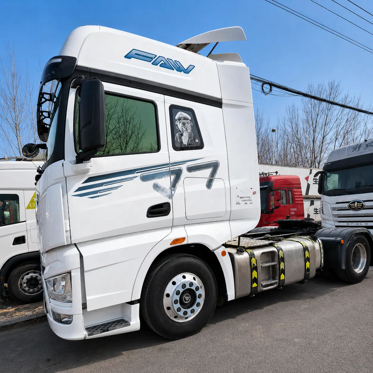 FAW Jiefang J7 4×2 Tractor Truck 460 / 500 / 550 / 560HP Available product display