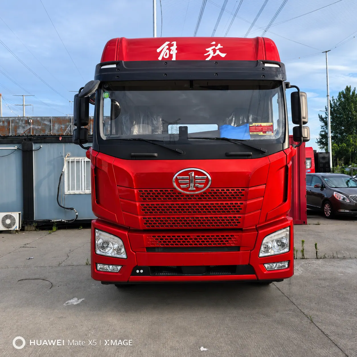 FAW Jiefang JH6 4×2 Tractor Truck 390 / 420 / 440 / 460HP Available photo 1