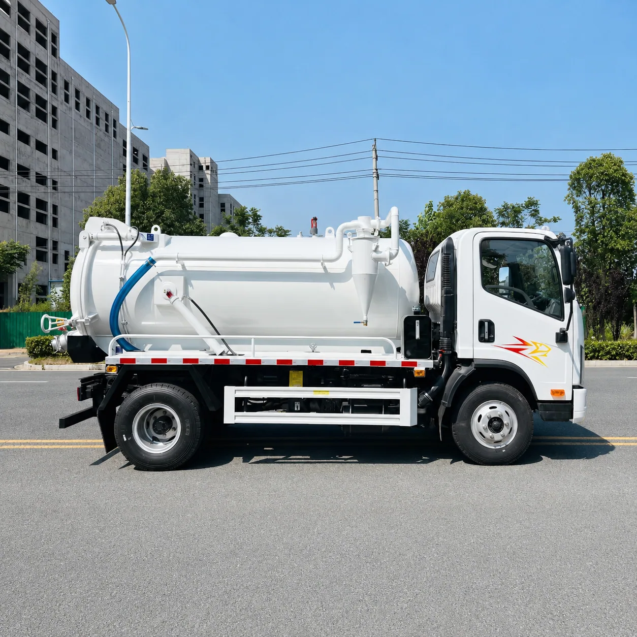 FAW Jiefang Sewage Suction Truck 180 / 220 / 260 / 320 / 350 / 390HP 8 / 10 / 12 / 15 / 18 / 20 / 25CBM Available detail photo