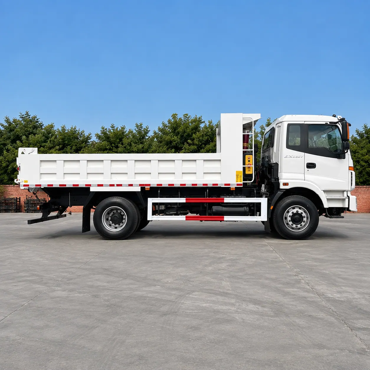 Foton Auman ETX / GTL 4×2 Dump Truck 220 / 240 / 260 / 290 / 336HP Available product display