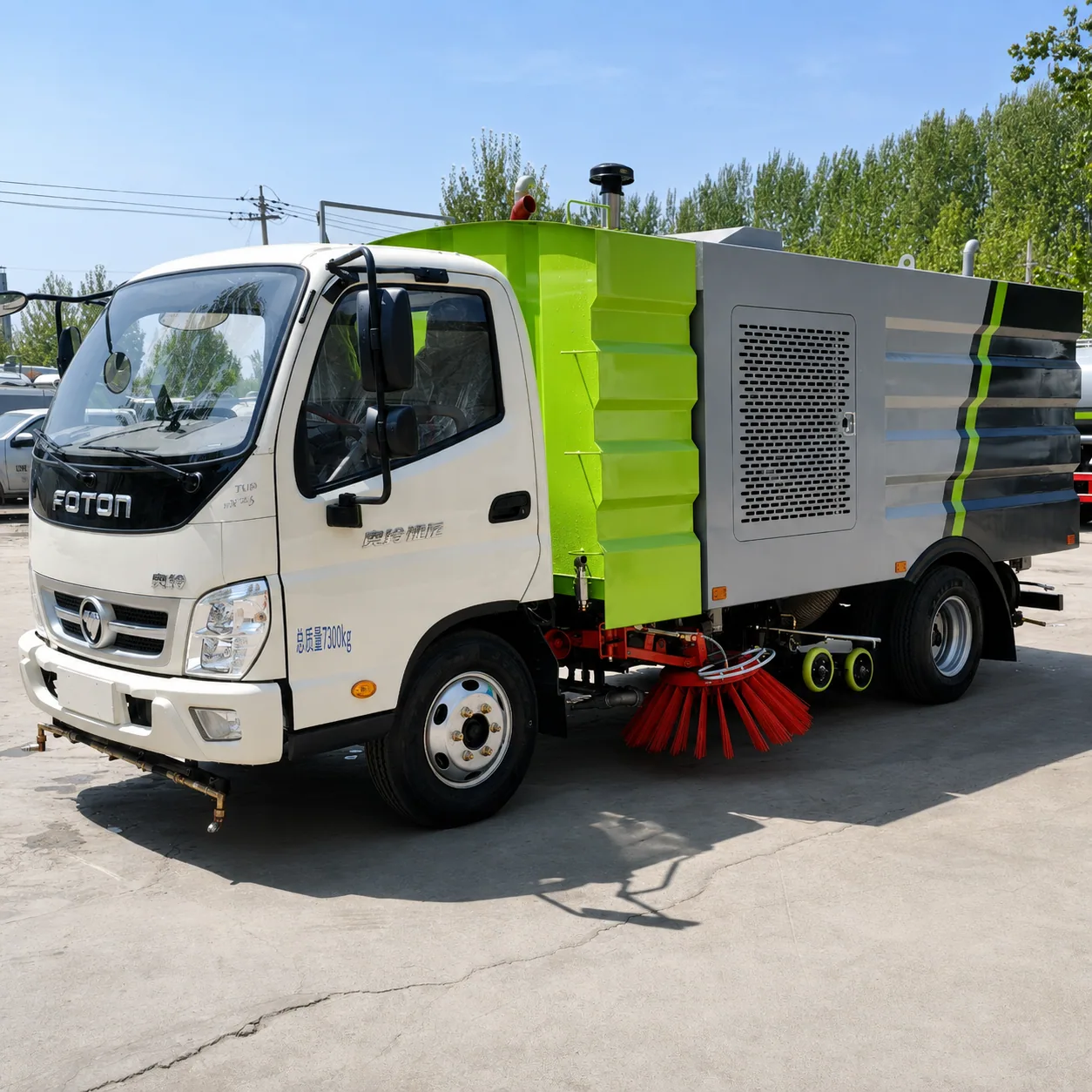 FOTON Road Sweeper Truck 120 / 130 / 150 / 160HP Available photo 1