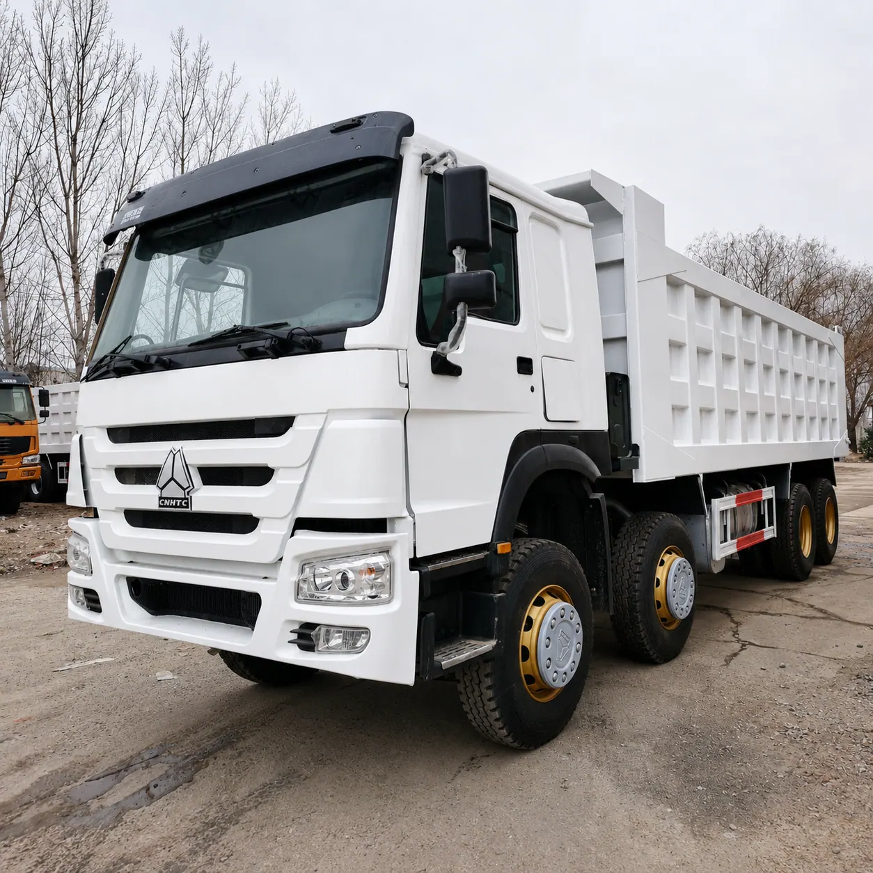 HOWO 371 / 375 / 380 / 400 8×4 Dump Truck Available photo 1