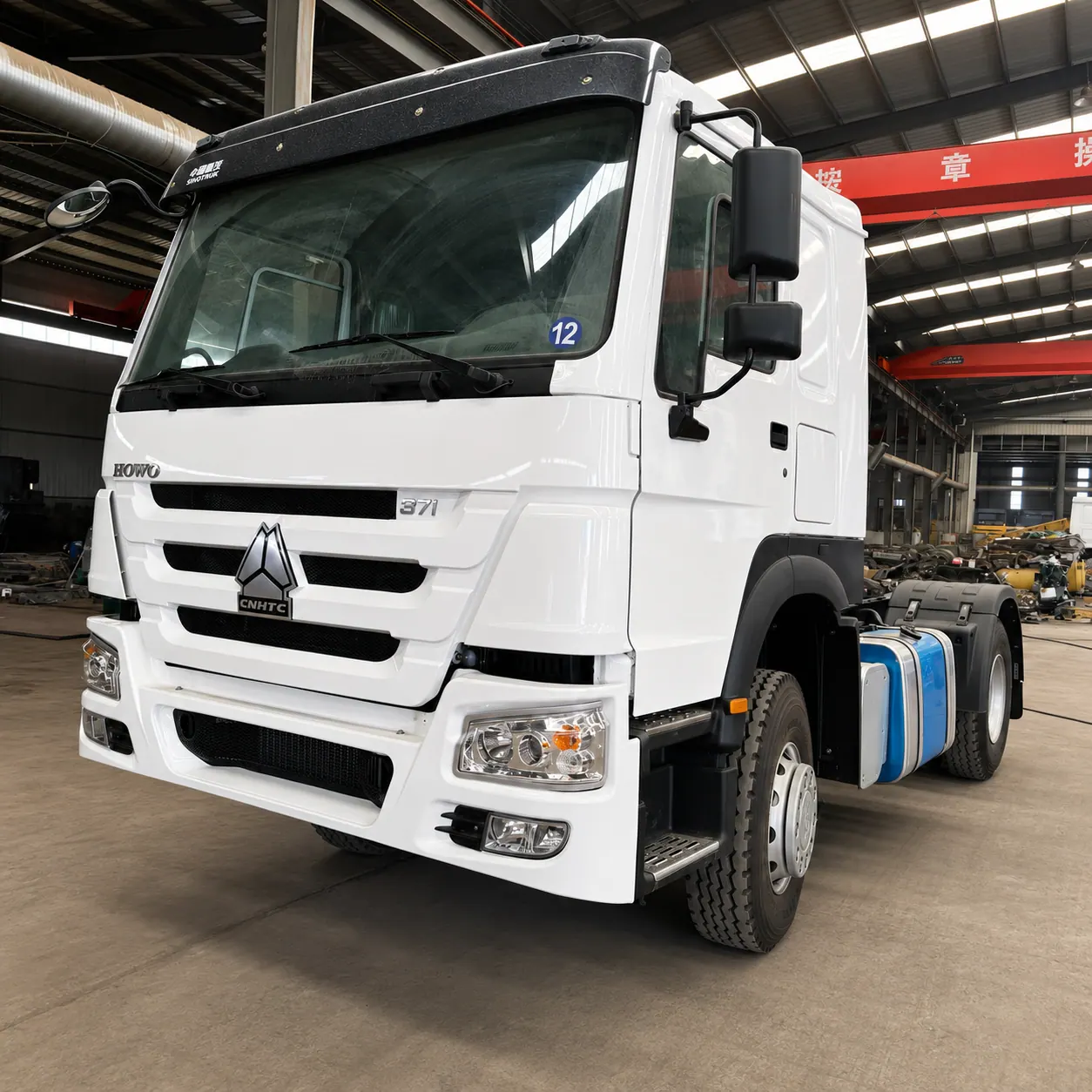 HOWO 371 / 375 / 380 / 400HP 4×2 Tractor Truck Available photo 1
