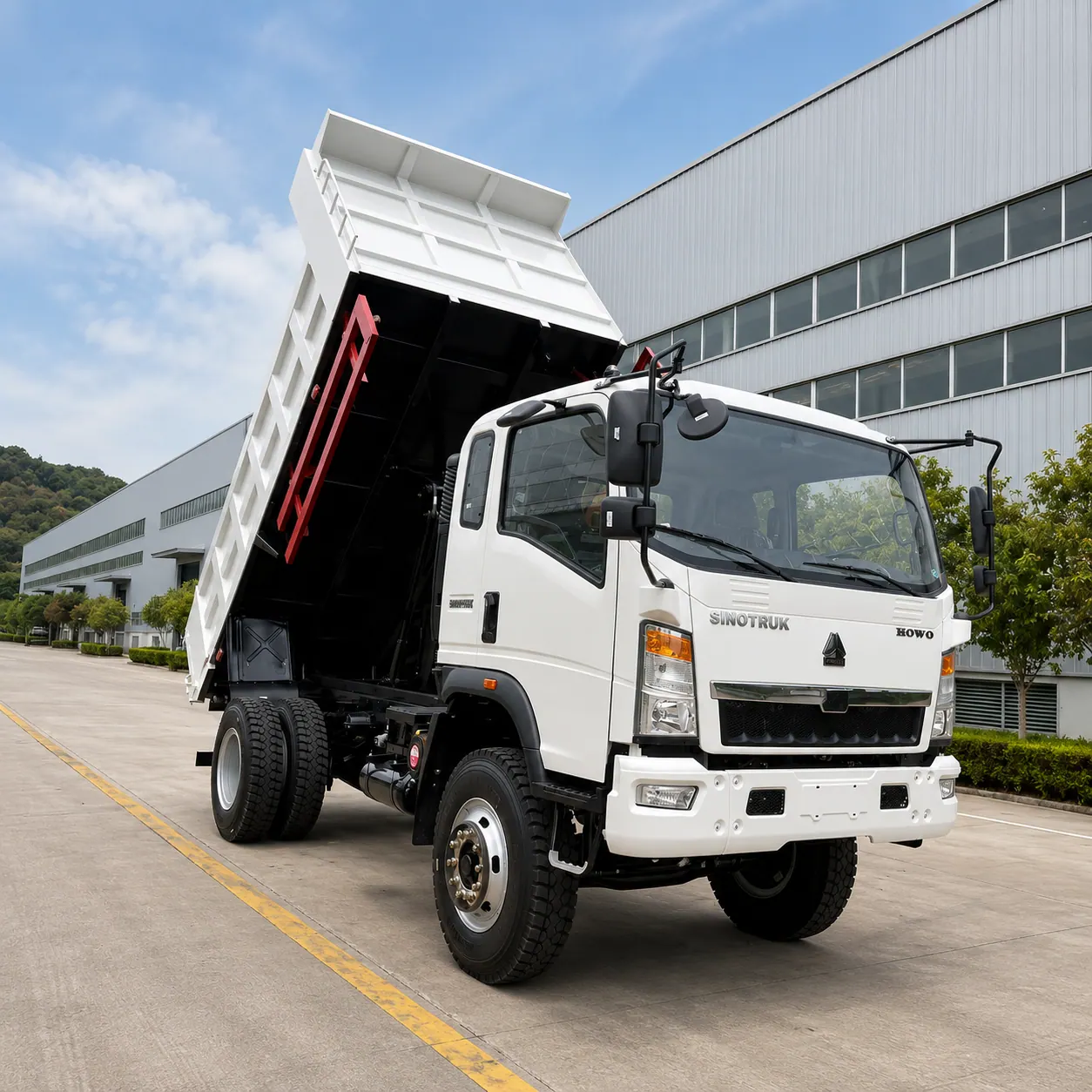 HOWO 4×2 Dump Truck 240 / 266 / 290 / 336HP Available photo 1
