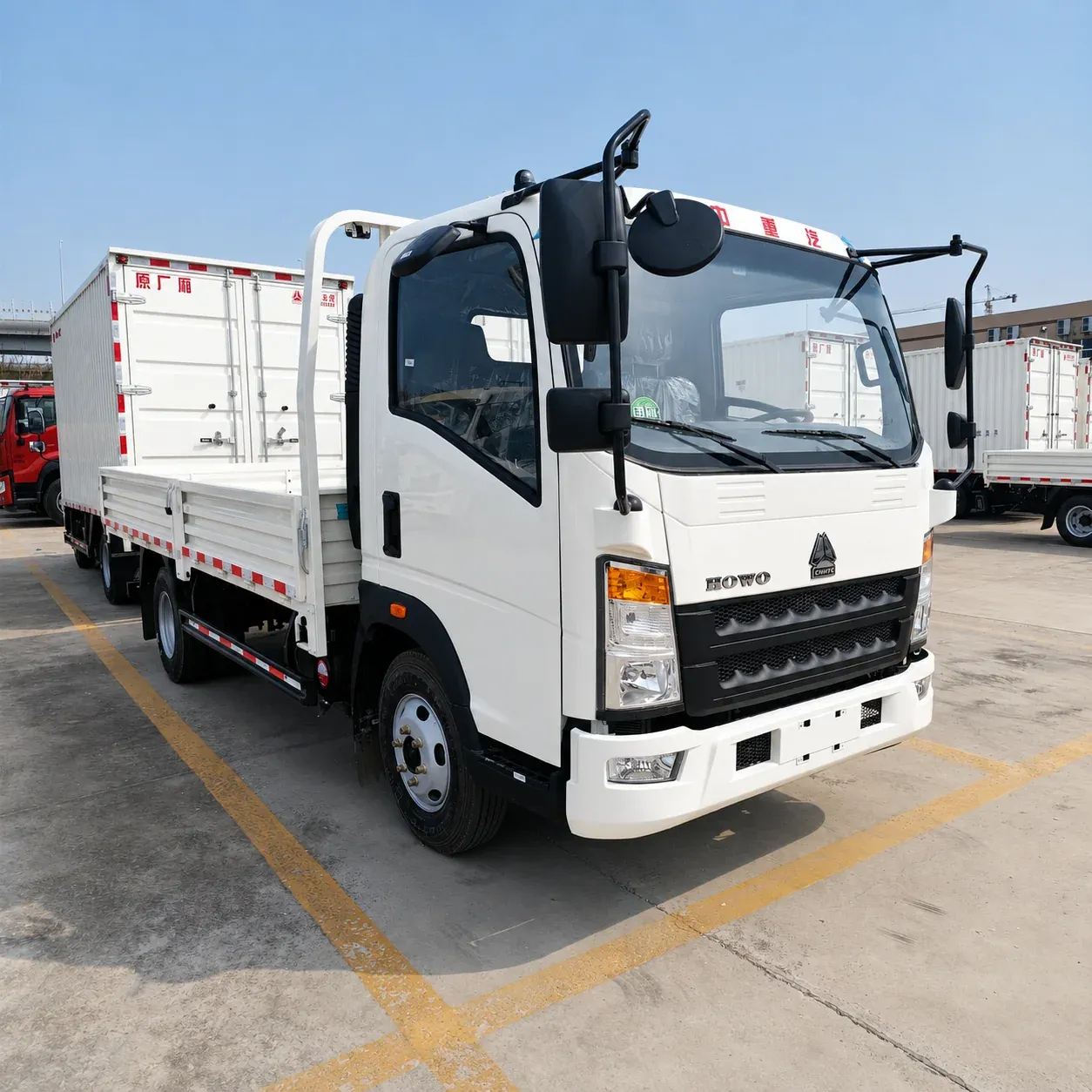 HOWO Hanjiang 4×2 Dropside Cargo Truck 116 / 130 / 140 / 160HP Available detail photo