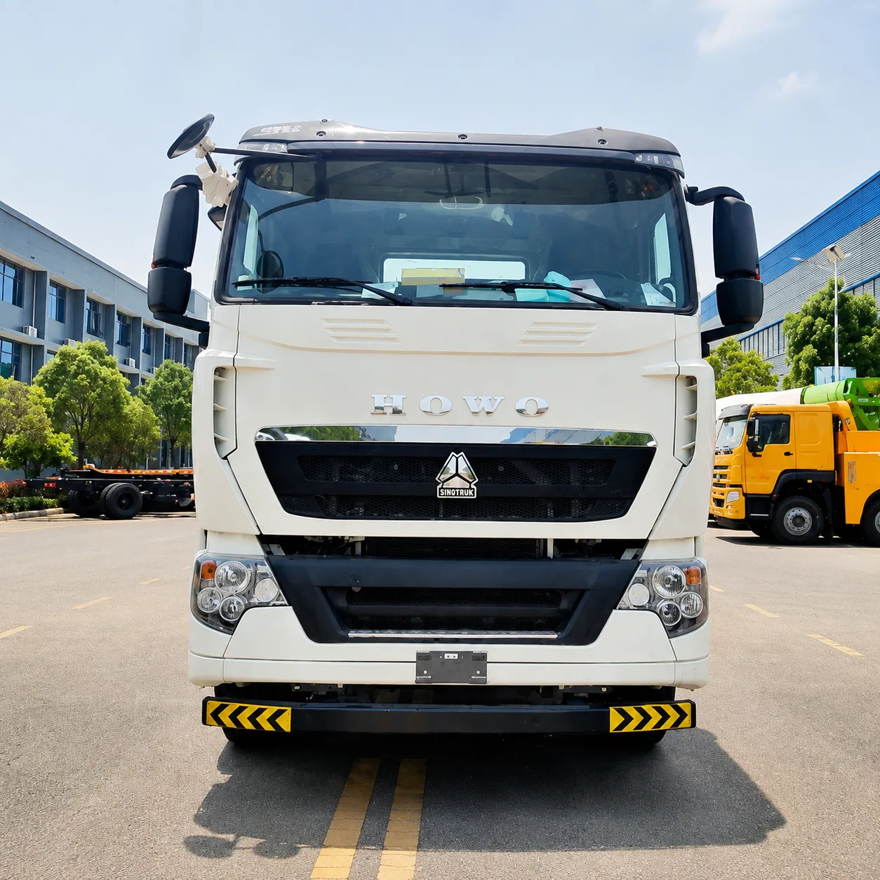 HOWO Heavy Duty Recovery Truck 336 / 371 / 380 / 400 / 430HP 20 / 25 / 30 / 40 / 50T Available detail photo