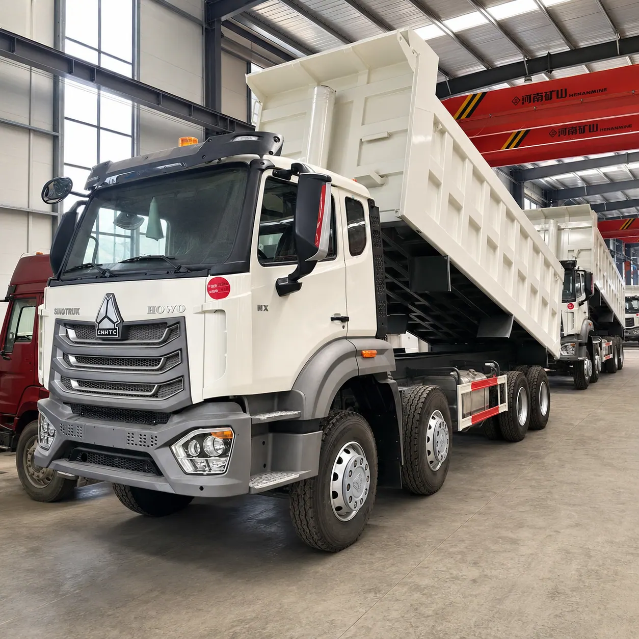 HOWO NX 8×4 Dump Truck 380 / 400 / 430HP Available product display