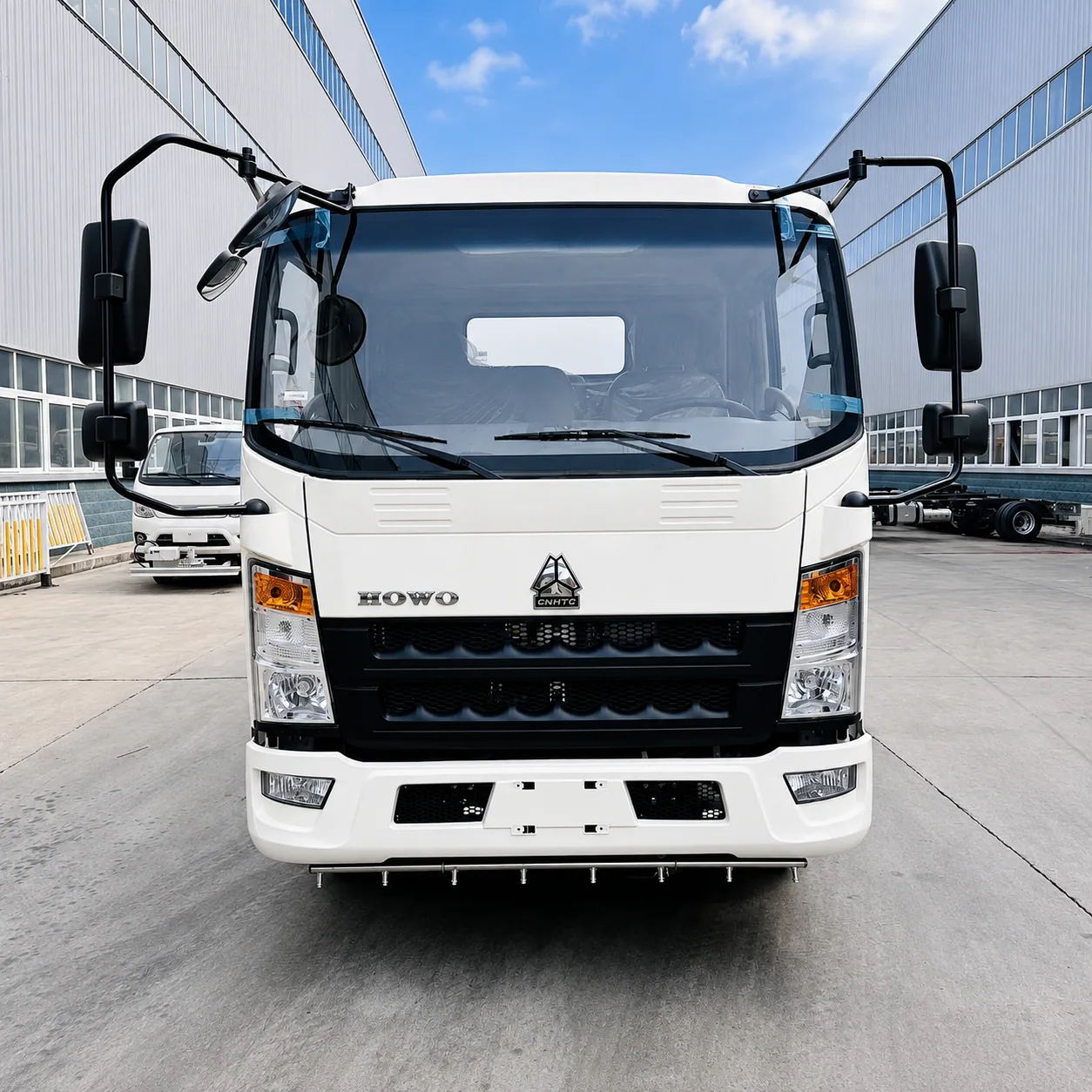HOWO Road Sweeper Truck 116 / 140 / 160 / 180HP Available product display