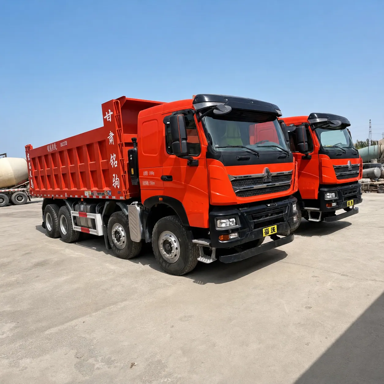 HOWO T7H / TH7 8×4 Dump Truck 400 / 430 / 460 / 480 / 540HP Available detail photo