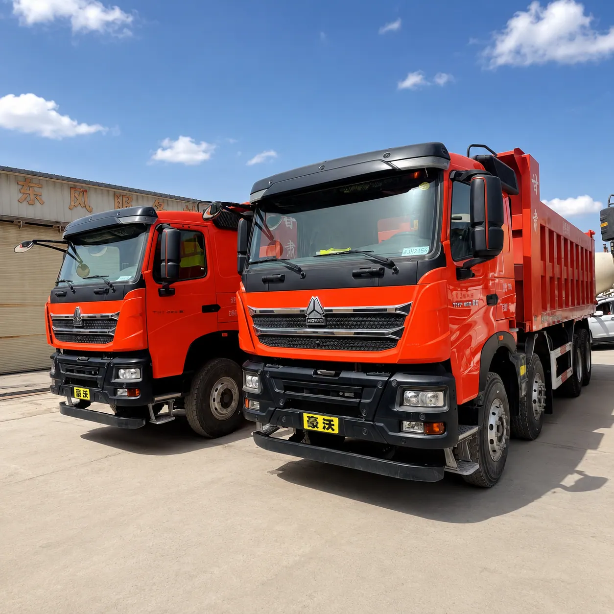 HOWO T7H / TH7 8×4 Dump Truck 400 / 430 / 460 / 480 / 540HP Available product display