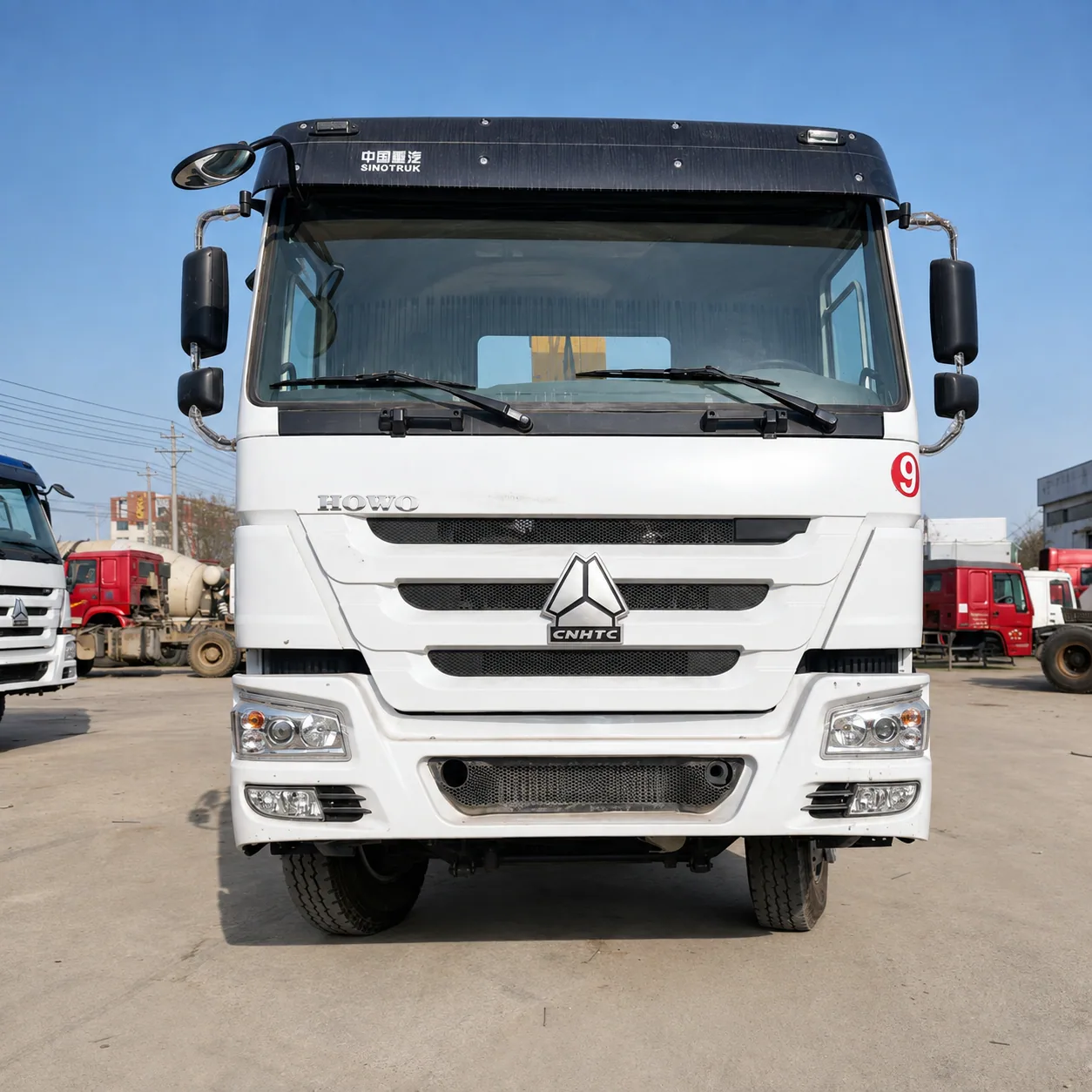 HOWO Truck Mounted Crane 160 / 266 / 336 / 371 / 380 / 400HP 5 / 6.3 / 8 / 10 / 12 / 14 / 16T Available detail photo