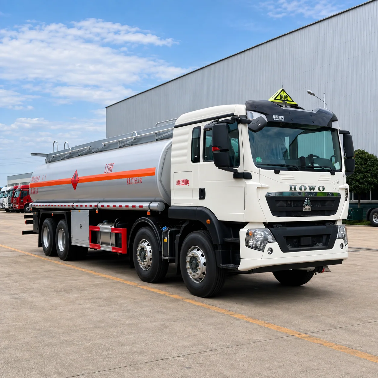 HOWO TX Fuel Tanker Truck 340 / 380 / 400 / 430HP 15 / 20 / 25 / 30CBM Available photo 1