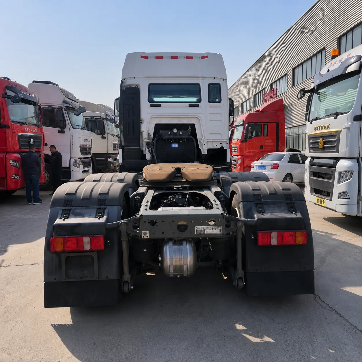 HOWO TX / TX7 6×4 Tractor Truck 371 / 380 / 400 / 430 / 460 / 480HP Available detail photo