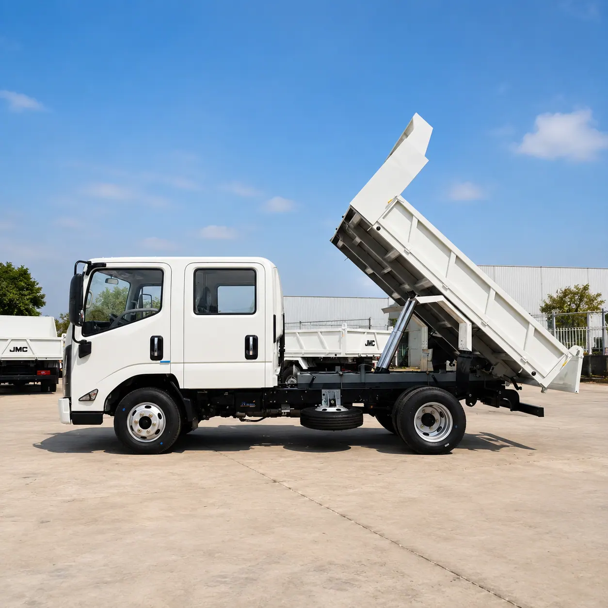 JMC 4×2 Dump Truck 88 / 107 / 115 / 130 / 152HP Available product display