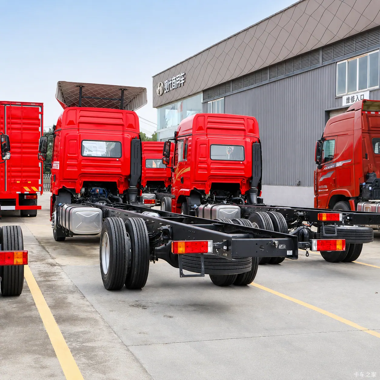 Shacman F3000 4×2 Tractor Truck 340 / 375 / 380 / 400 / 430HP Available product display
