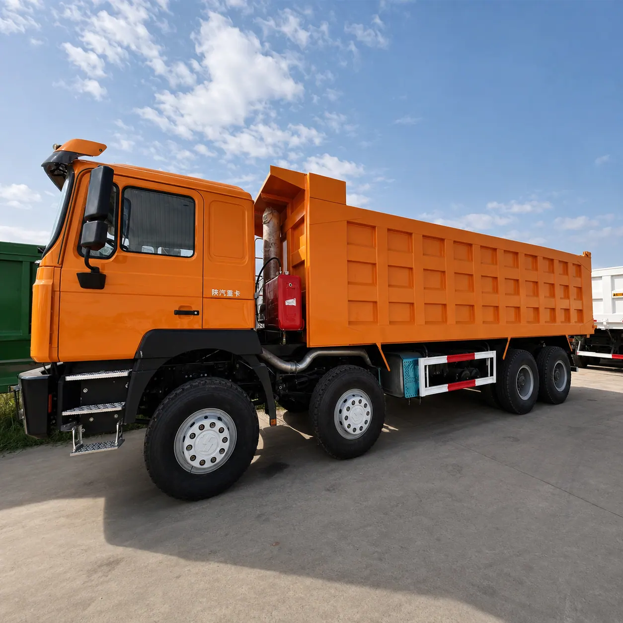 Shacman F3000 8×4 Dump Truck 375 / 380 / 400 / 430HP Available detail photo