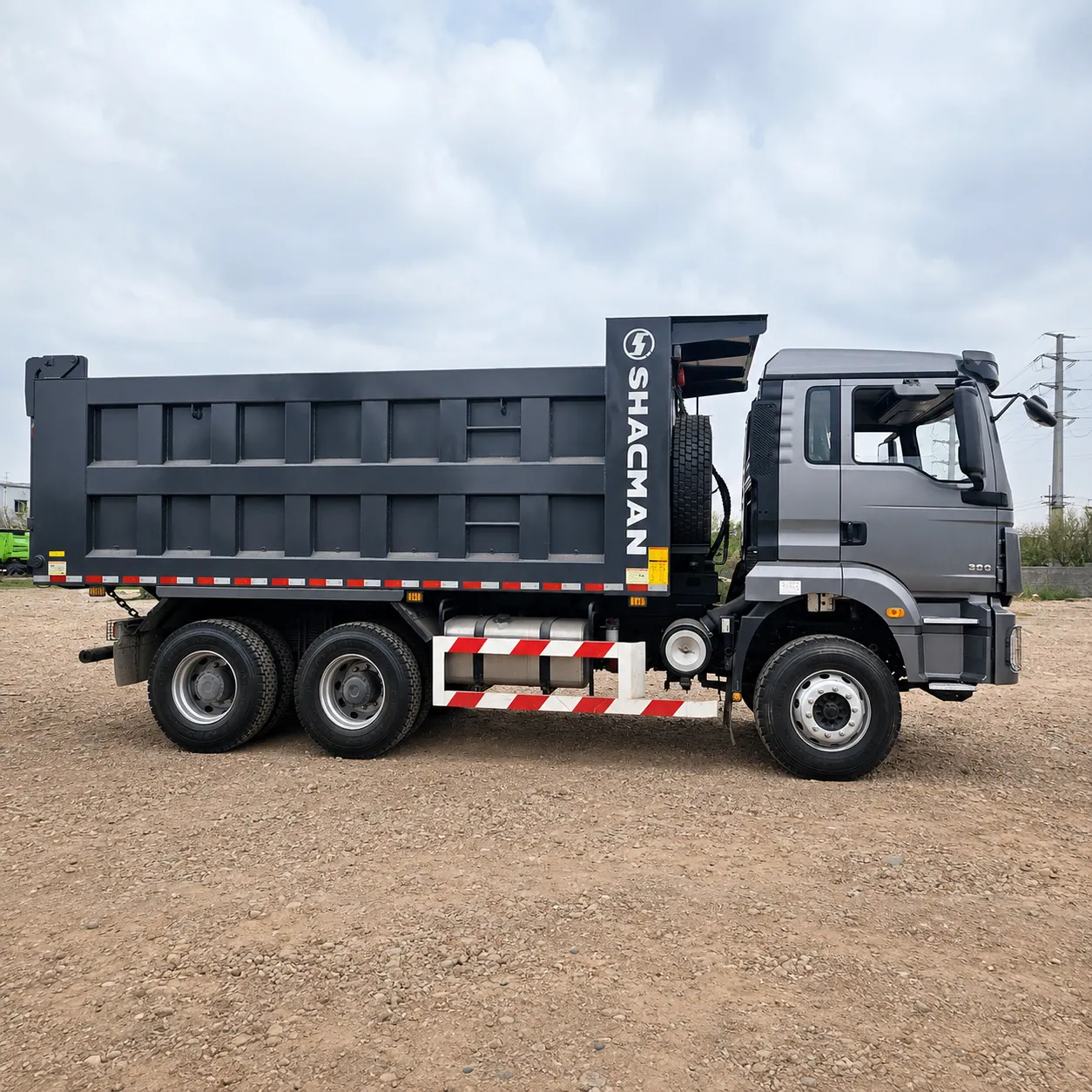Shacman H3000 6×4 Dump Truck 340 / 375 / 380 / 400 / 430HP Available product display