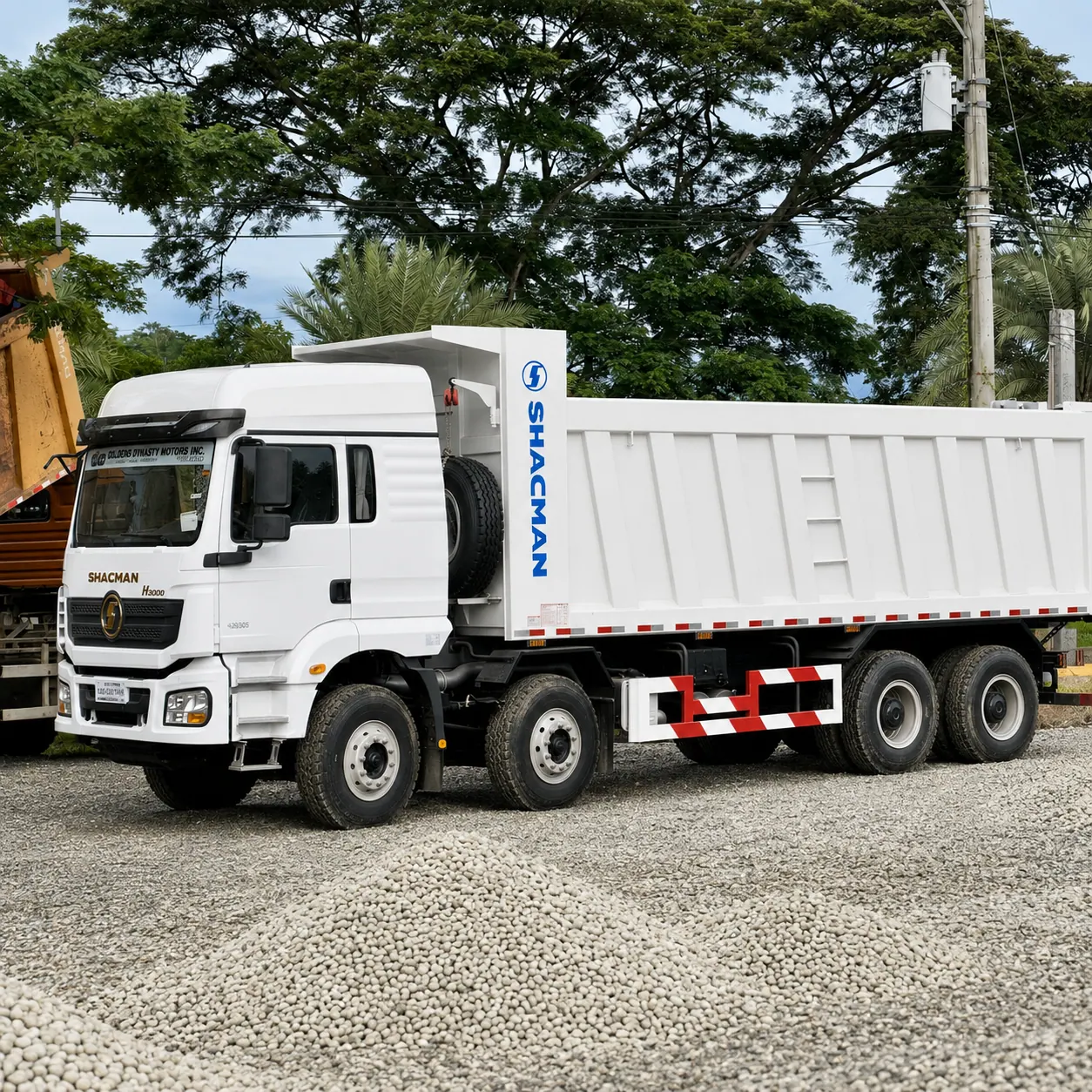 Shacman H3000 8×4 Dump Truck 375 / 380 / 400 / 430HP Available detail photo