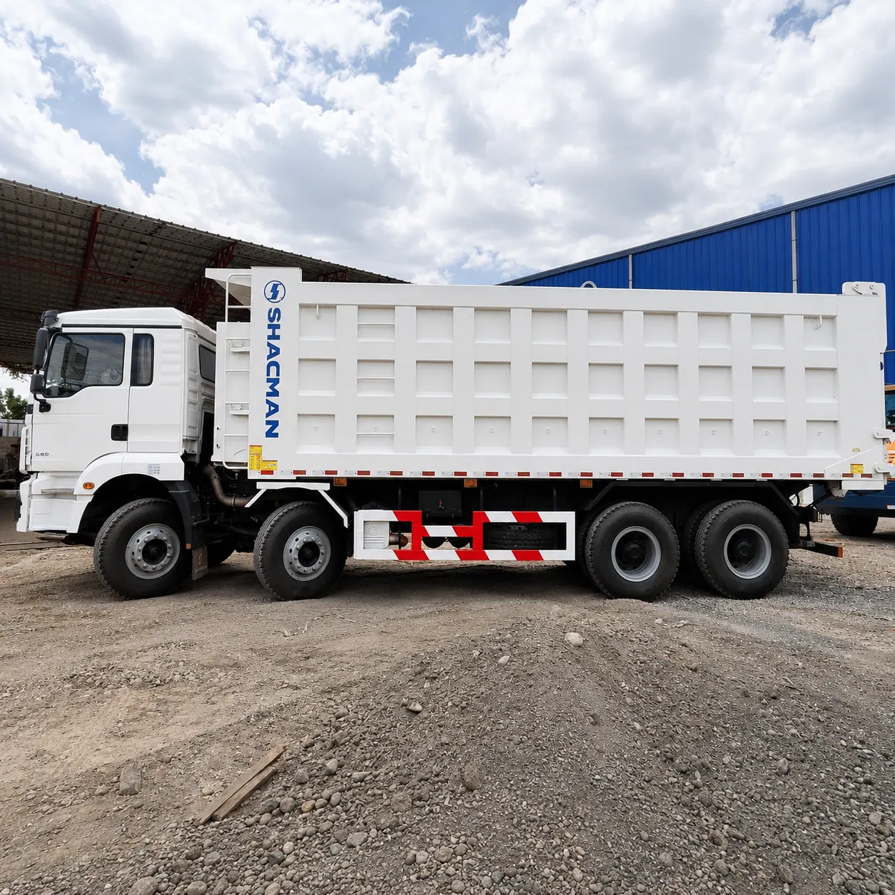 Shacman H3000 8×4 Dump Truck 375 / 380 / 400 / 430HP Available detail photo