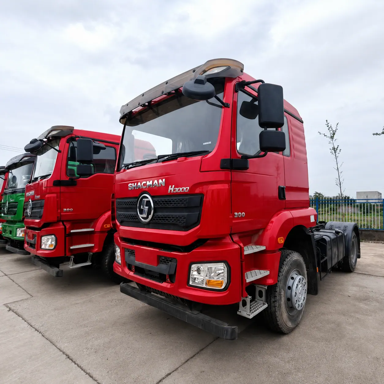 Shacman H3000 / M3000 4×2 Tractor Truck 310 / 340 / 350 / 375 / 400 / 430HP Available detail photo