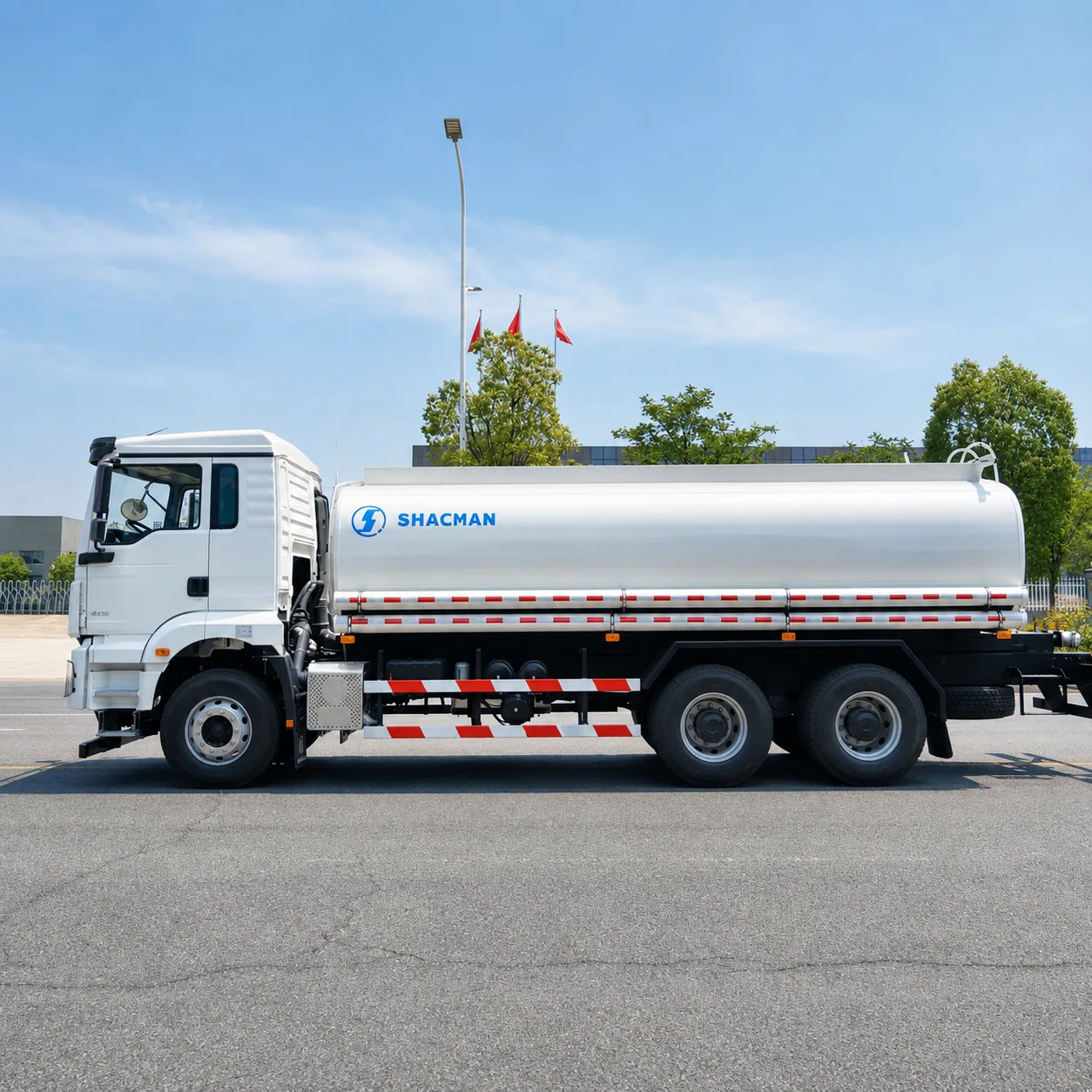 SHACMAN H3000 Water Tanker Truck 300 / 336 / 340 / 375 / 380 / 400 / 430 / 460HP 10 / 15 / 20 / 25 / 30CBM Available – Water Sprinkler Optional detail photo