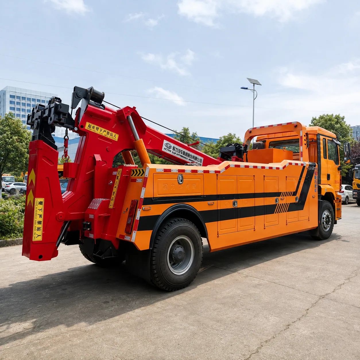 SHACMAN Heavy Duty Recovery Truck 340 / 380 / 400 / 430 / 460HP 20 / 25 / 30 / 40 / 50T Available detail photo