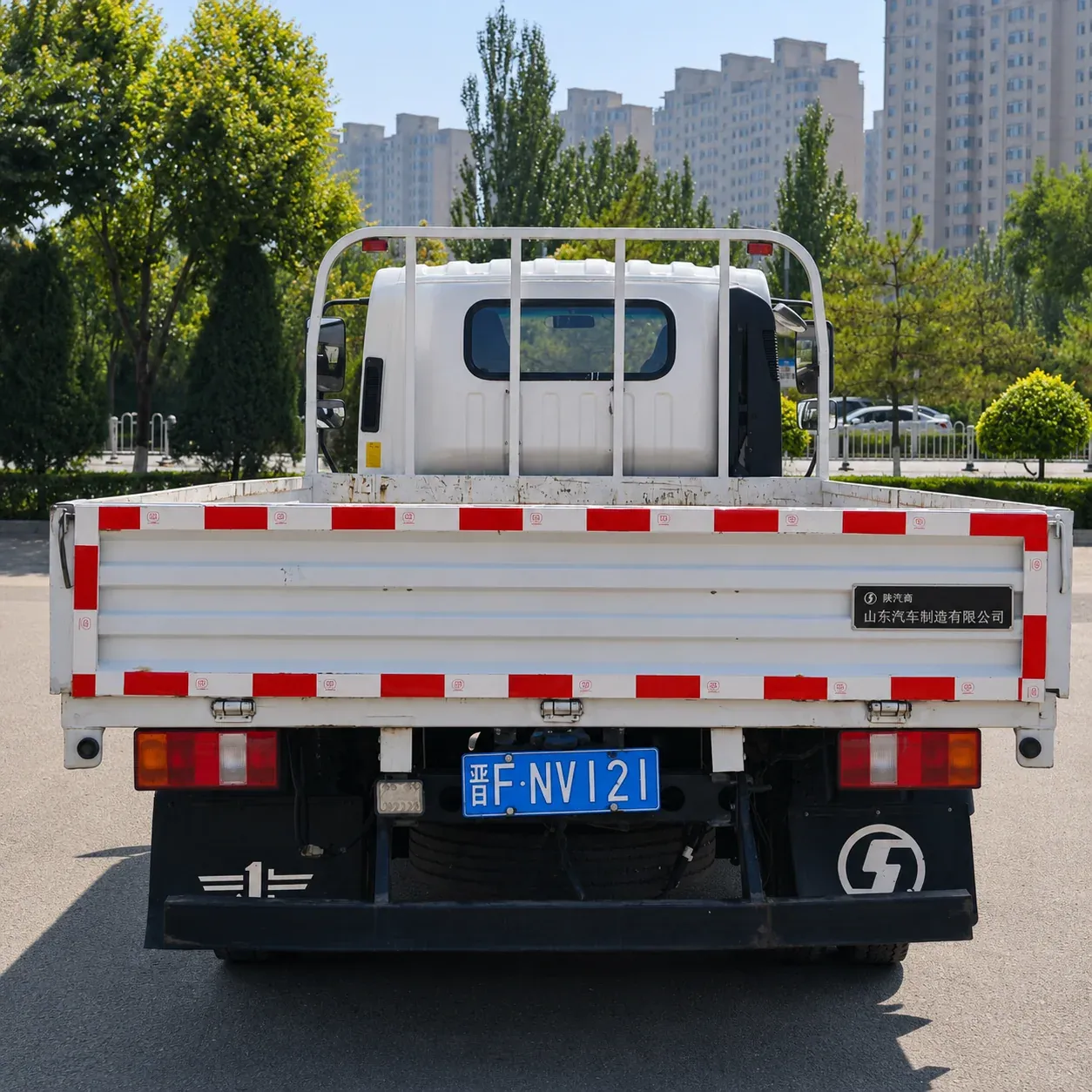 SHACMAN K3000 4×2 Dropside Cargo Truck 110 / 130 / 150 / 160HP Available detail photo