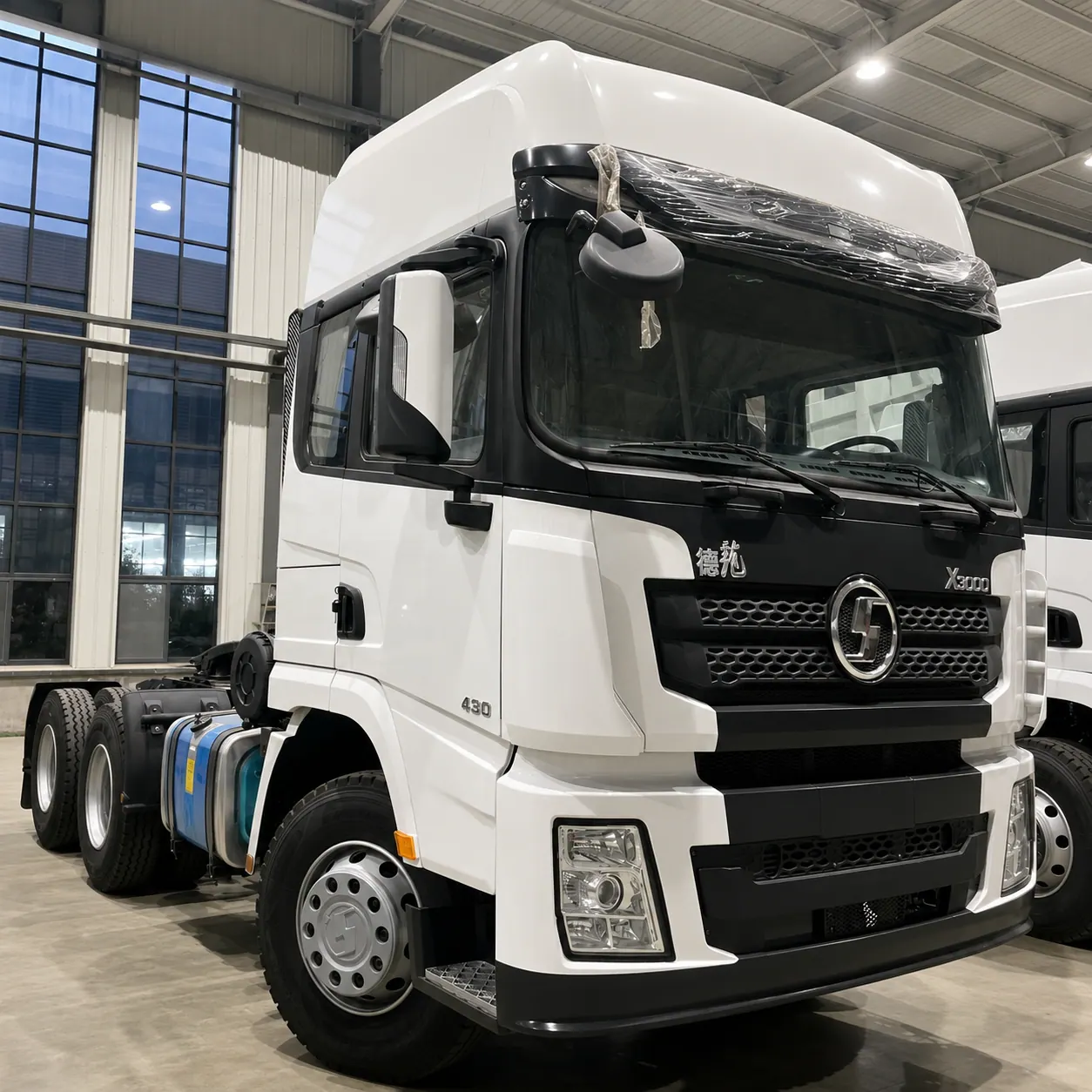 Shacman X3000 6×4 Tractor Truck 385 / 400 / 430 / 440 / 460 / 480HP Available photo 1