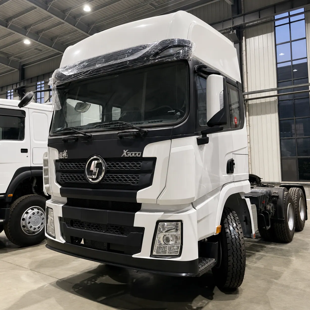 Shacman X3000 6×4 Tractor Truck 385 / 400 / 430 / 440 / 460 / 480HP Available detail photo