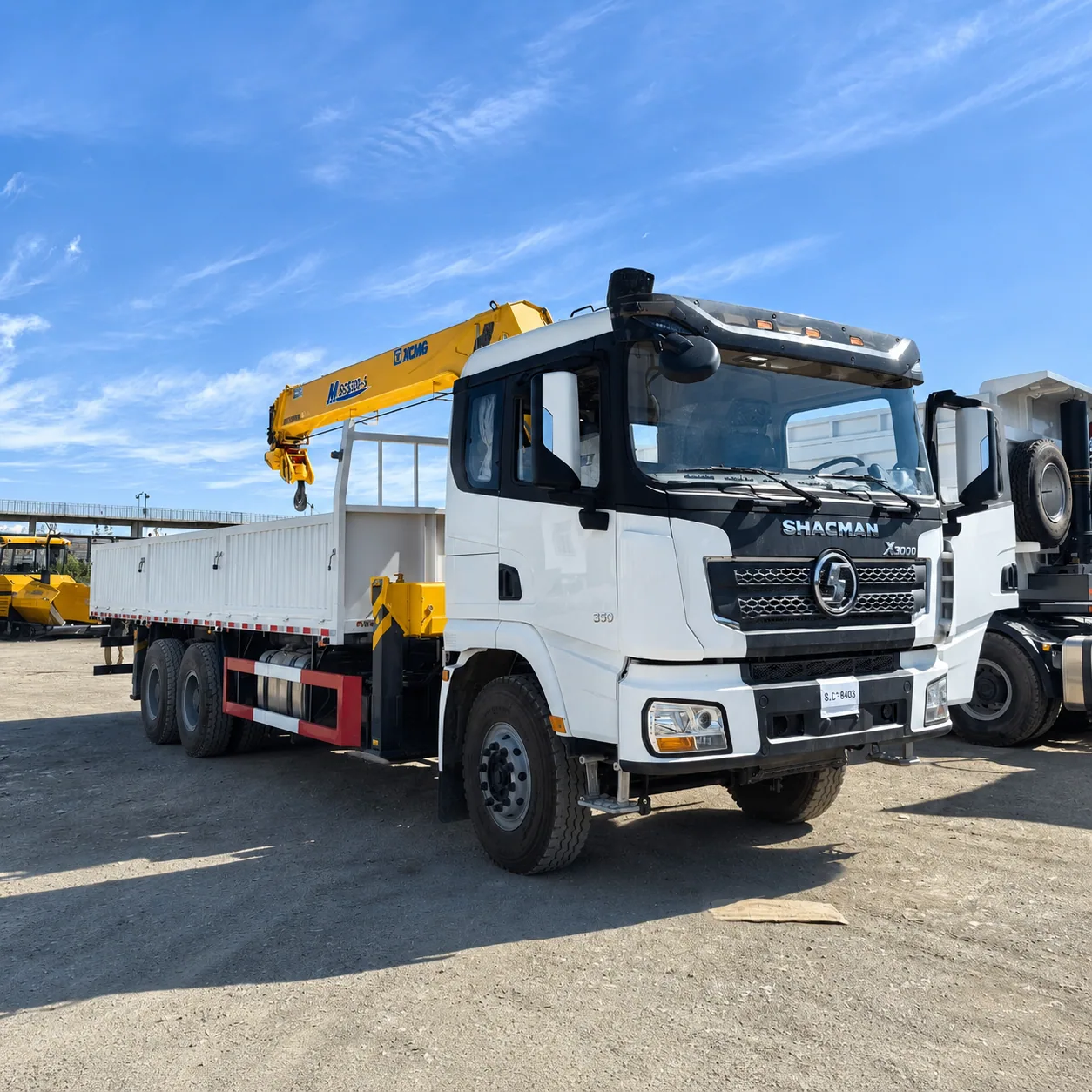 SHACMAN X3000 Truck Mounted Crane 340 / 380 / 400 / 430 / 460 / 480HP 8 / 10 / 12 / 14 / 16 / 20 / 25T Available product display