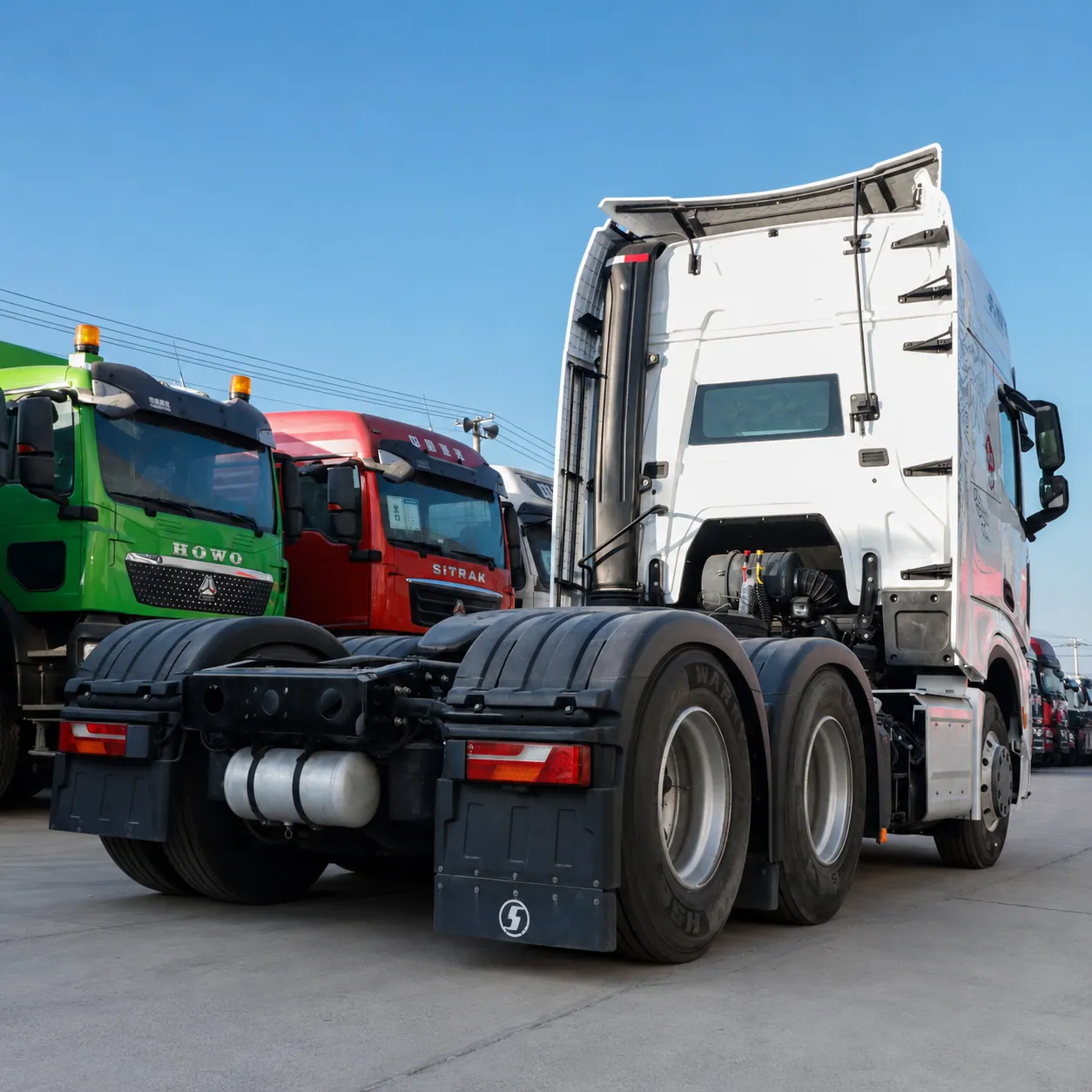 Shacman X6000 6×4 Tractor Truck 480 / 500 / 520 / 550 / 560HP Available product display