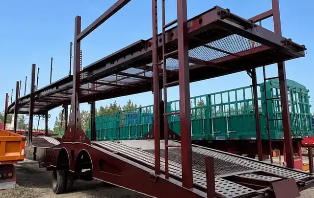 Car Carrier Semi-Trailer photo 1
