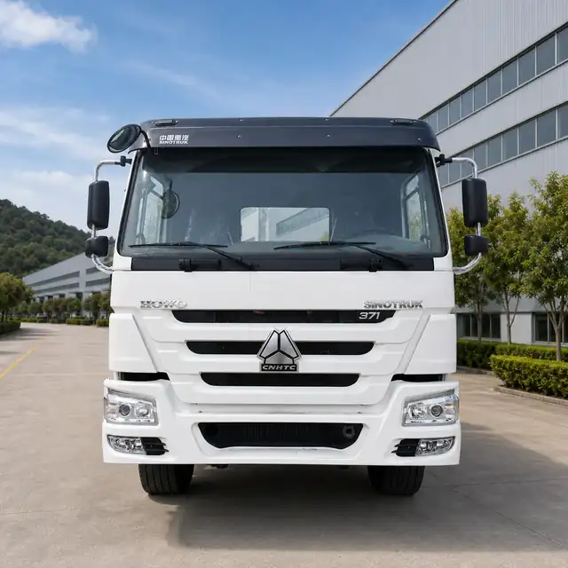 HOWO 371 / 375 / 380 / 400HP 6×4 Tractor Truck Available photo 1